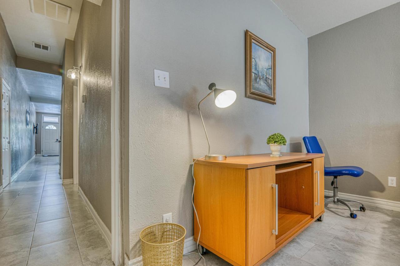 Close To All, Restful Duplex A In Downtown, Utep, Hospitals Эль-Пасо Экстерьер фото